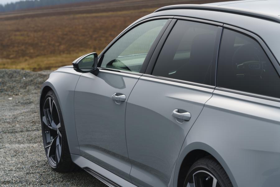Детали экстерьера Audi RS6 Avant (C8) 2020 года  (UK) (фото 97 из 150)